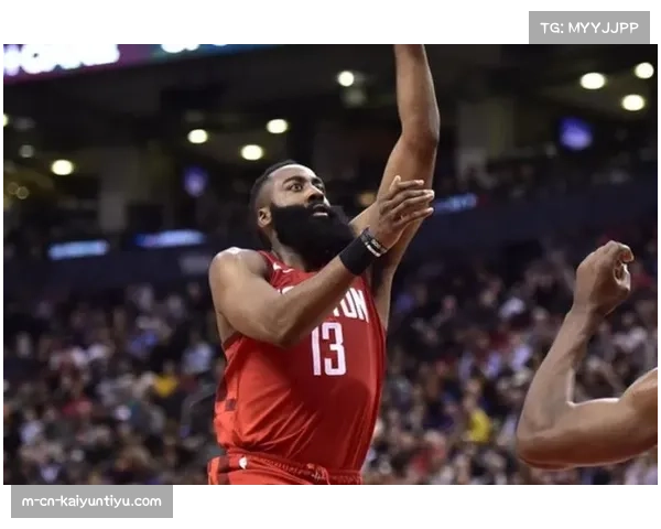 雷霆12连胜稳居联盟榜首 20胜1负战绩延续卫冕冠军势头 雷霆12连胜稳居联盟榜首 20胜1负战绩延续卫冕冠军势头